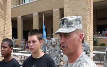 Soldiers Give Middle Schoolers a Back to School Boost