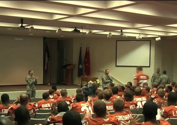 UT Football Team Supports Texas Guardsmen