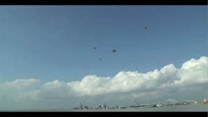 Texas Guardsmen Conduct Water Jump Exercise