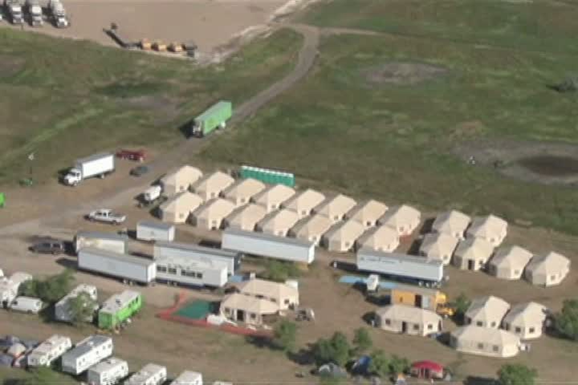 B-roll of FEMA trailers in Minot, North Dakota for residents who are unable to live in their houses post flood. Produced by Airman 1st Class Geni Oslund. No audio.