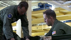 U.S. Army & Air Force Riggers Build & Inspect Pallets