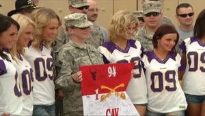 Minnesota Vikings Cheerleaders Visit Camp Buehring, Kuwait