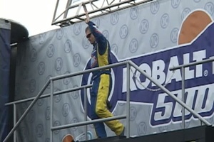 NASCAR Driver Bobby Labonte shows Troop Appreciation