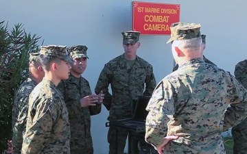 MARFOREUR Commander visit 4th Recon