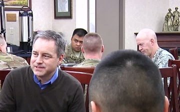 Governor Parnell visits Bravo Co., 1-143rd Inf. (ABN)