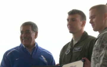 Secretary of Defense presents medal to Airmen