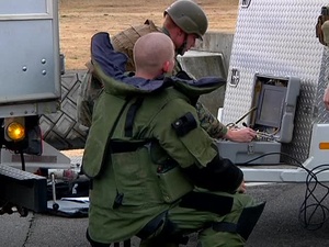 EOD Train How to React to a Suspicious Package
