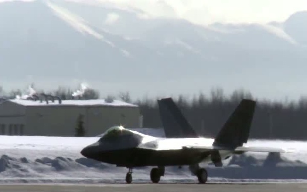 90th Fighter Squadron receives new F-22.
