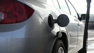 Rising gas prices hurting Camp Pendleton Marines