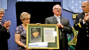 SPC Sabo inducted into Pentagon's Hall of Heroes