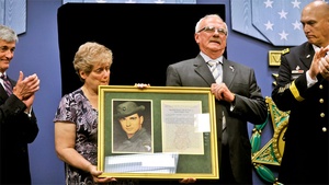 SPC Sabo inducted into Pentagon's Hall of Heroes