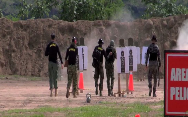 Fuerzas Comando Web Show - June 11