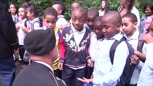 Bronx Zoo Visit by 10th Mountain Soldiers