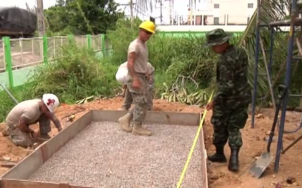 Soldiers Expand Rural Thailand School Facilities