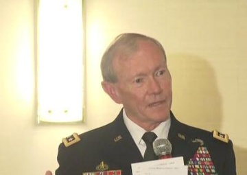 Dempsey speaks to Gold Star Mothers