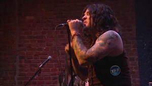 Rock band pays tribute to fallen servicemembers