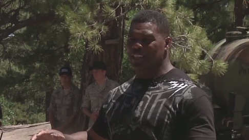 Herschel Walker tells soldiers: 'Don't be afraid to ask for help