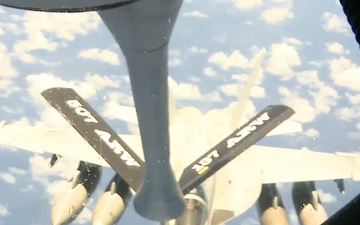 KC-135 Re-Fueling