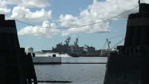 RIMPAC 2008 LCAC On/Off Load