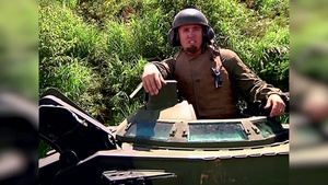 MarinesTV Headlines: Japanese AAVs