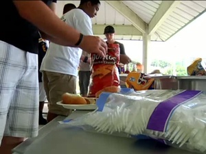 USS Guardian Holds a Predeployment Picnic
