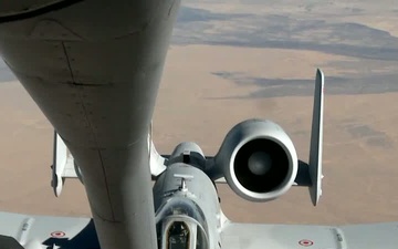 KC-135 Refuels Thirsty A-10s