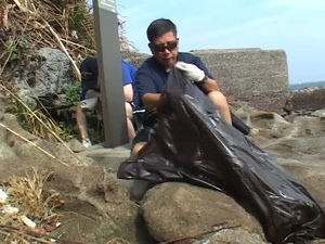 CFAY FCPOA Hosts Monkey Island Beach Clean-Up (Short Version)