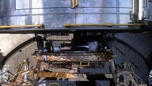 HST SM4 Hubble Deploy
