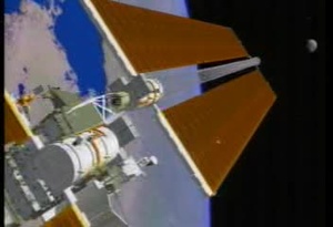 sts108solar01
