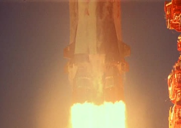 APOLLO 16 MM LAUNCH VIEWS