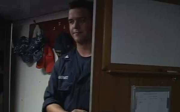 Sailors Train to Obtain Qualification