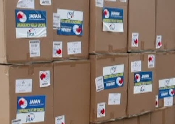 Marines Support Relief Efforts in Philippines (High-Definition)