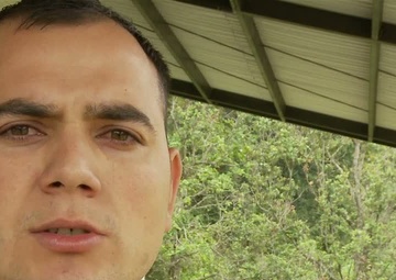 Hondurans and Air Advisors Give Donations