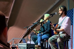 USO Tour visits the Transit Center