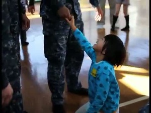 Sailors from USS Denver Reach out to Local Community