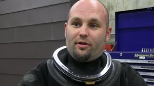 Dive Team Inspects Pickwick Lock
