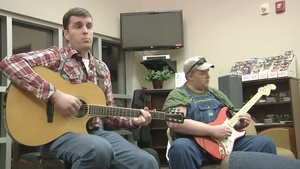 Nashville singer and songwriter JP Williams meet with Fort Campbell WTB Soldiers