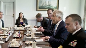 Defense Secretary, ROK Foreign Minister Meet