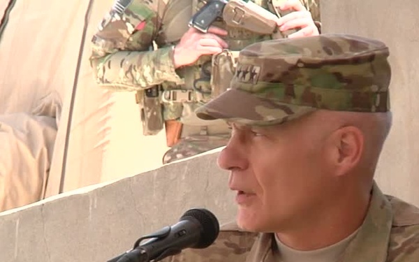 ISAF Commander awards CMB