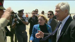 Hagel Arrives in Egypt