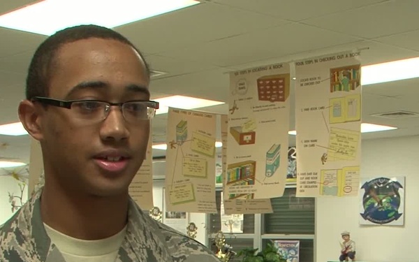 Sailors Airmen Volunteer at Upi Elementary School