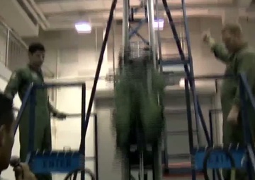 All Hands Update: All Hands Magazine Online This Week: "Scrubbing In"