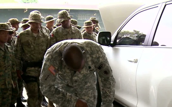 Army South and Panamanian Security Forces Conduct Personnel Recovery Training