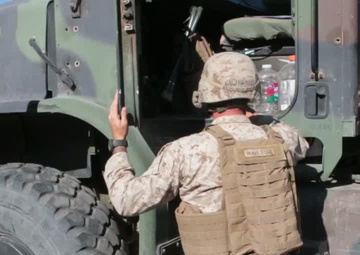 Headquarters Battalion Keeps 1st Marine Division Operation During Exercise Desert Scimitar