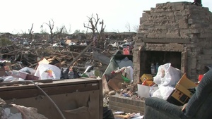 Retired Okla Nat Guard 1st Sgt Puts Up First Flag After Tornado