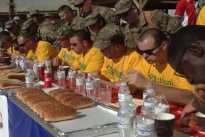 Hotdogs For Heroes - Short Package