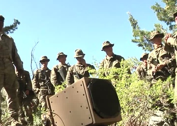 Psyop Soldiers Train with Marines a Mile High
