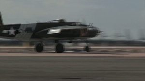 2013 Miramar Air Show: 30-second hang glider and civilian performers spot