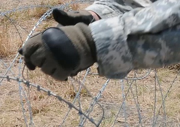 Signal Guardsmen train for combat
