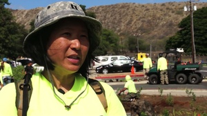 Hawaii Army National Guard Hosts Clean-up Project at Diamond Head State Park